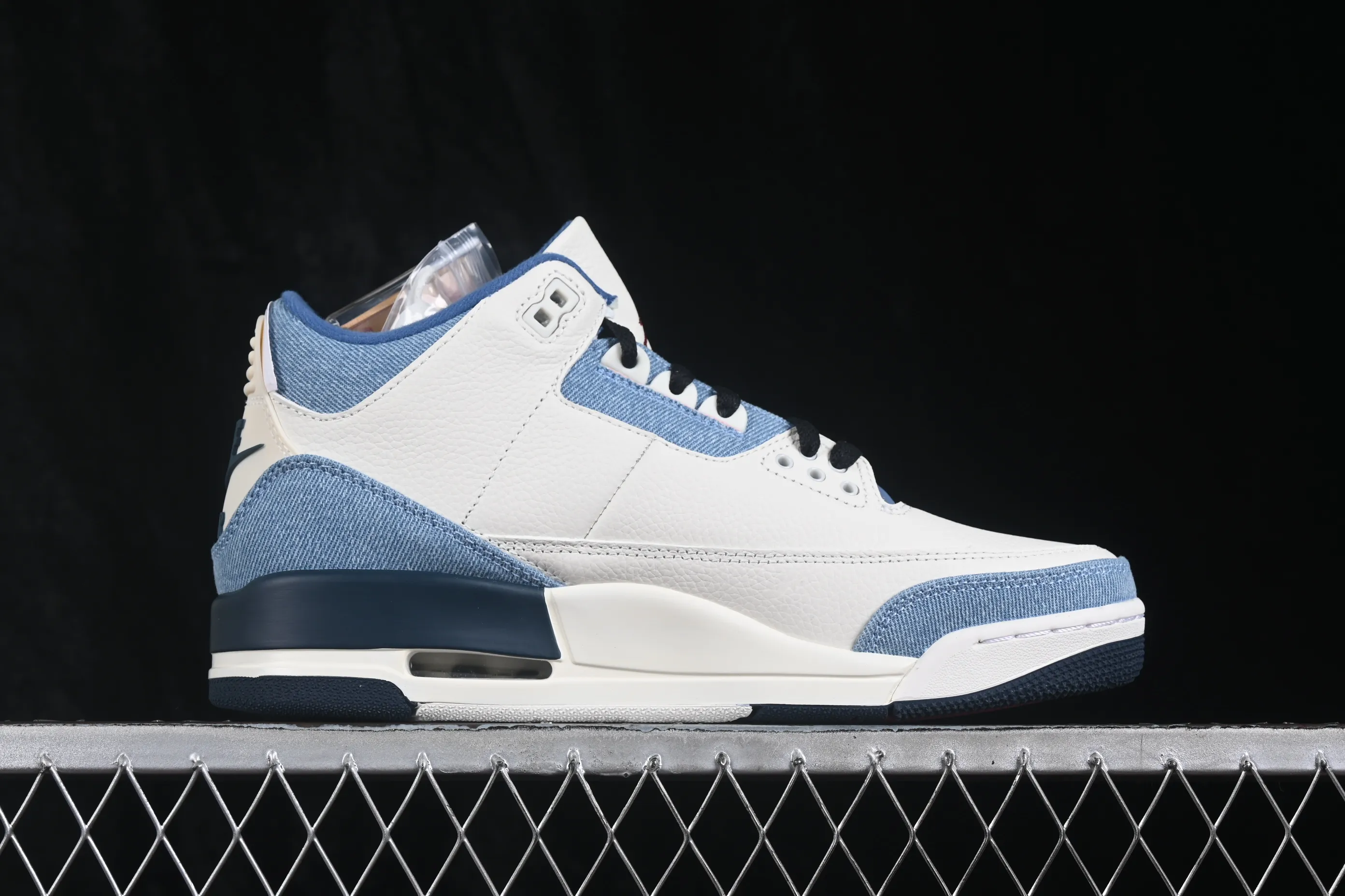 All categories Air Jordan Jordan series basketball shoes Air Jordan 3 Levi's x Air Jordan 3 Rtr "All-Star" AJ3 Joe 3 Levi's joint IR0912-400